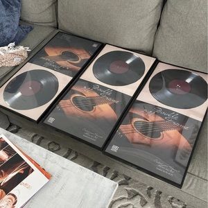 3 vinyl display frames